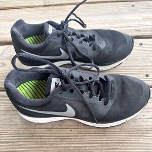 Nike Black and Gray Athletic Shoes
